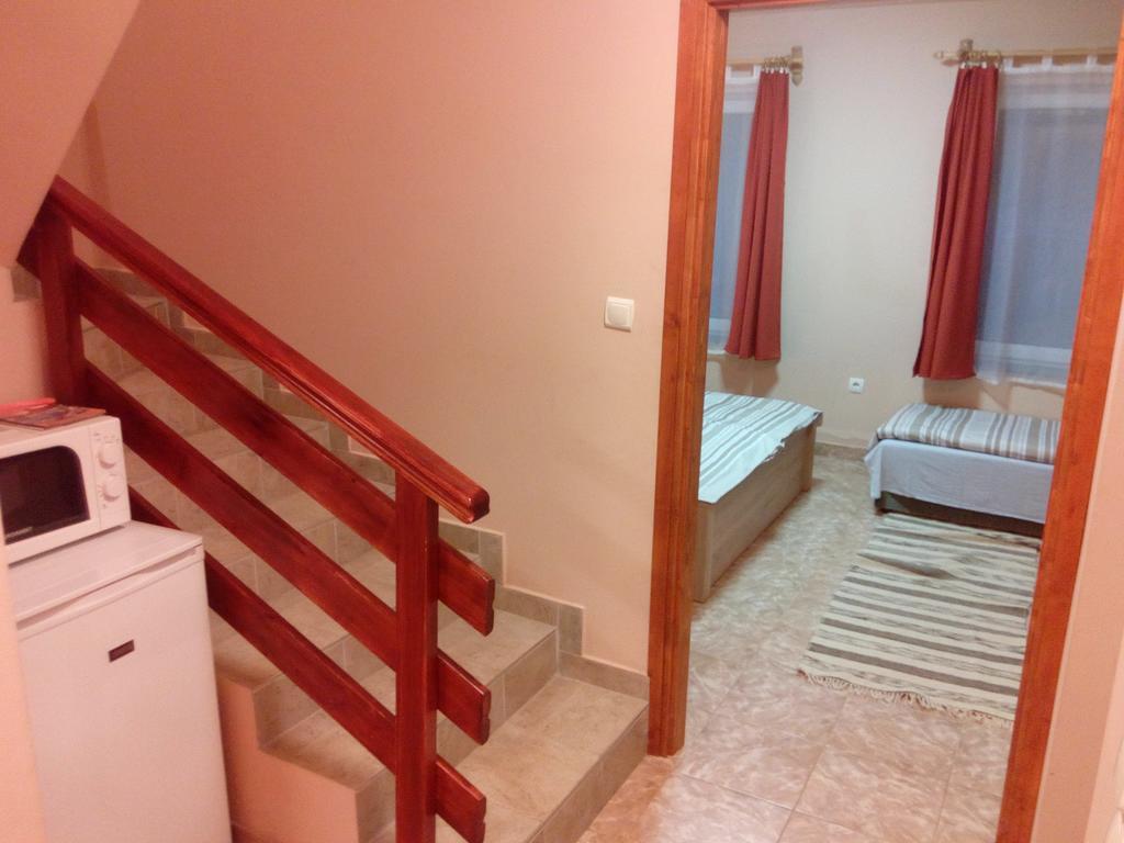 Eva Vendeghaz Guesthouse Hajdúszoboszló Buitenkant foto
